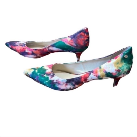 Dana Buchman Shoes - Dana Buchanan Colorful Floral Heels Painted Pink Green Kitten Heel Shoes Spring
